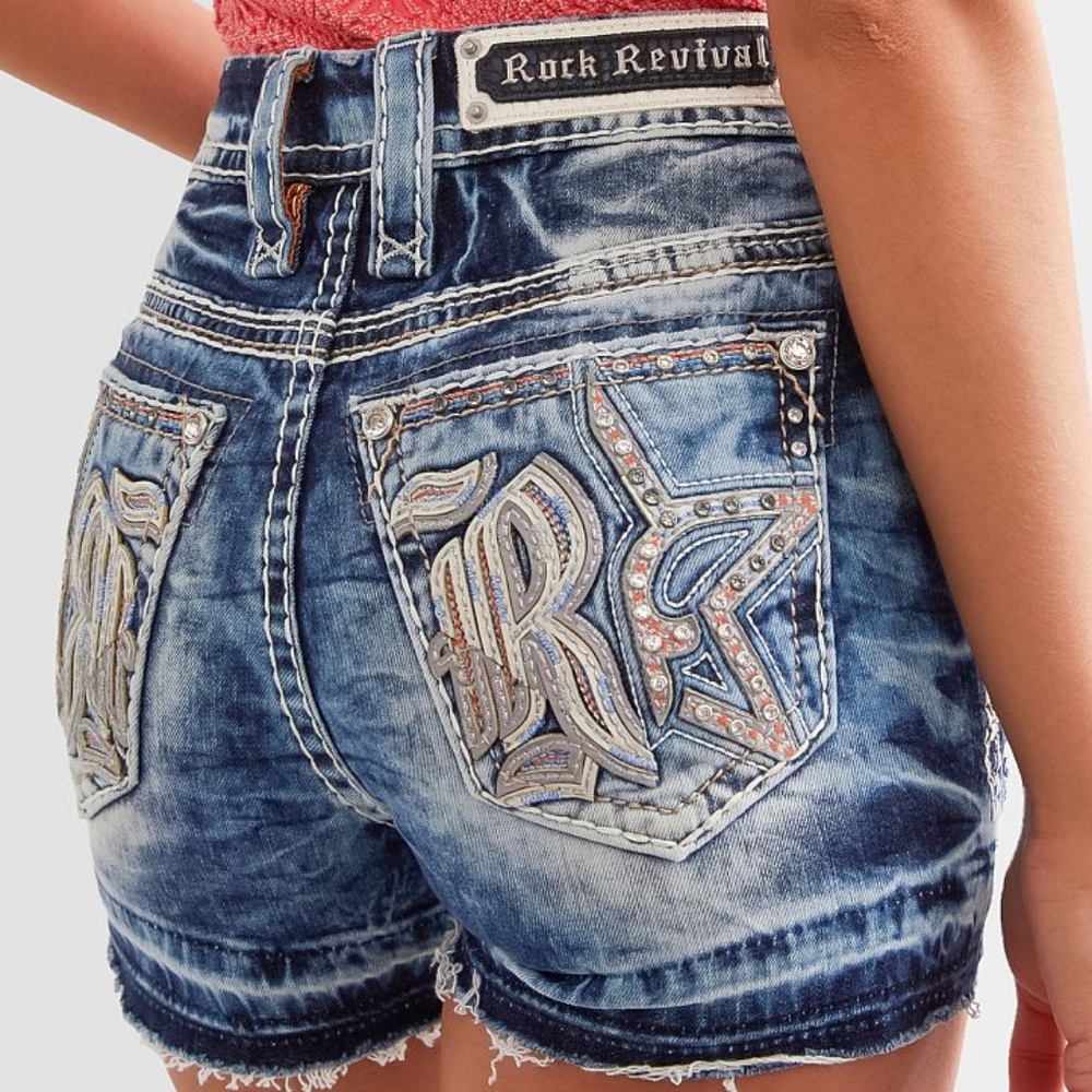 🤘NeW🎸 ROCK REVIVAL LIZBETH EMBELLISHED DISTRESS DESTRUCTED SHORTS 29